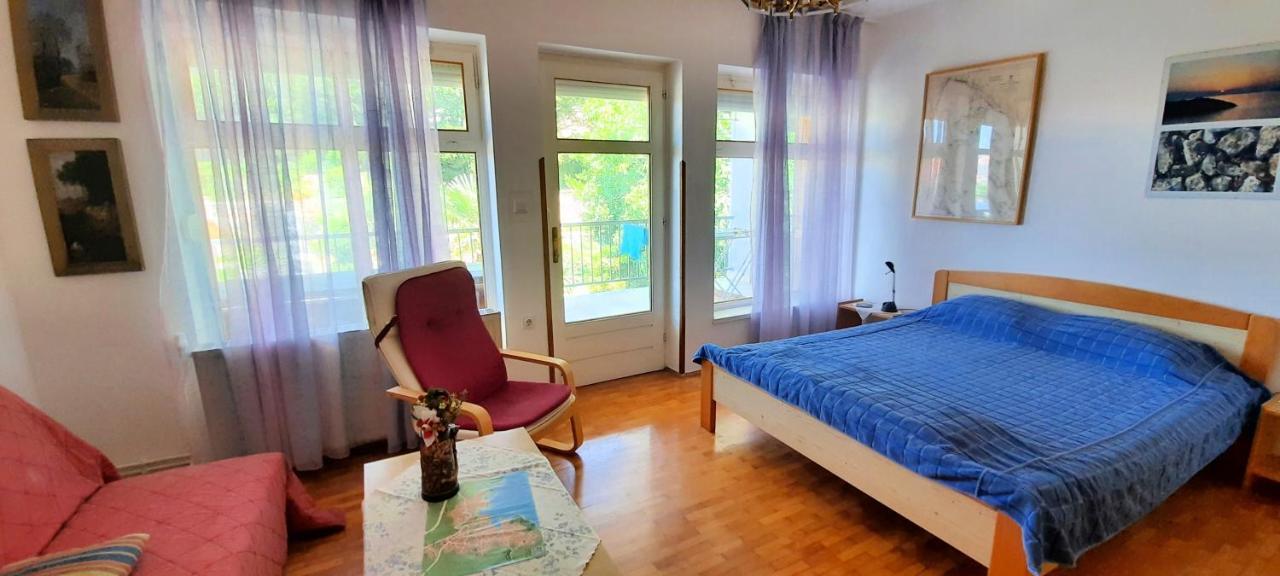 Apartmani Iskra Krk Town Exteriér fotografie
